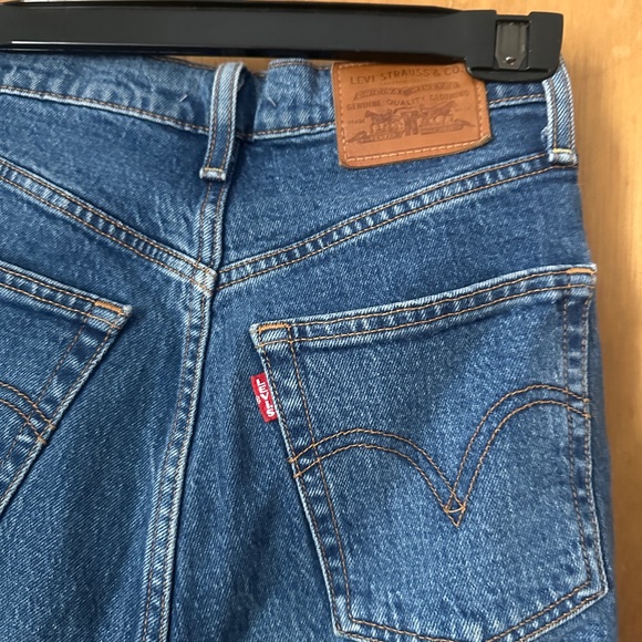 LEVI’S RIBCAGE STRAIGHT JEANS — 26 - Picture 6 of 7